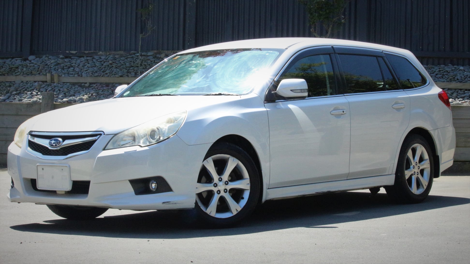 Subaru  Legacy 